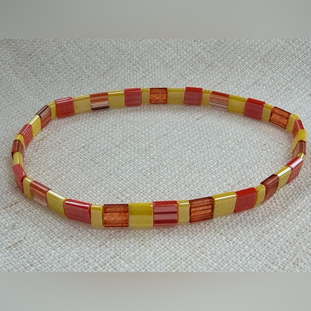 Women’s/men’s bracelet-yellow/orange square Tila beads.Minimalist.7.5”GIFT!